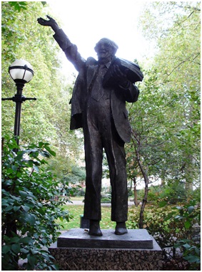 Monument to Brockway in Red Lion Square